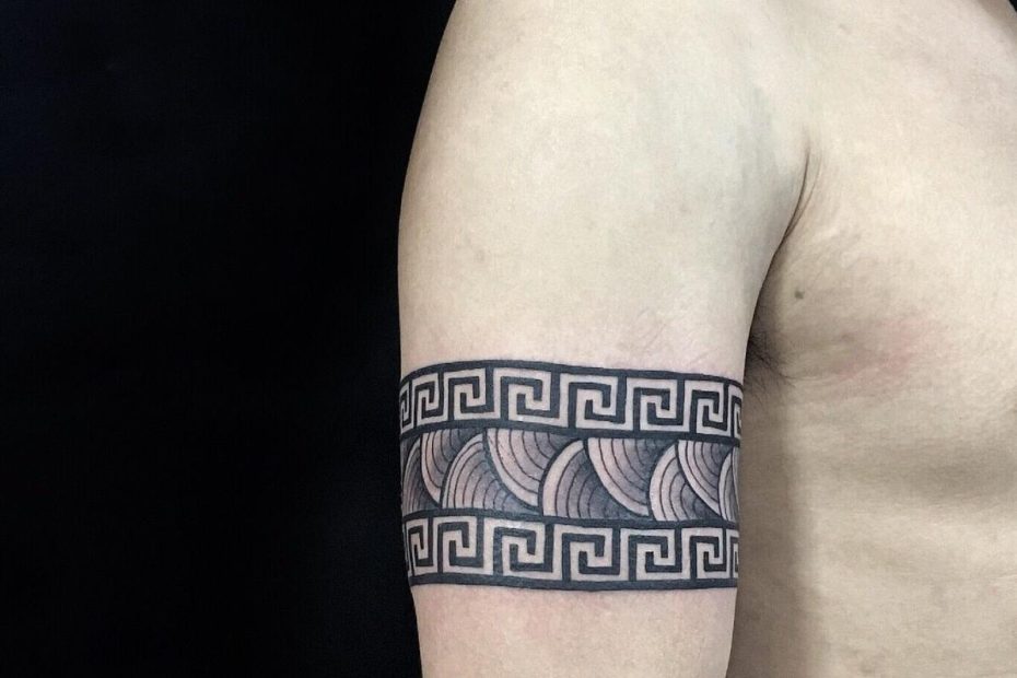 Hình Xăm Vòng Tay Hoa Văn. Xăm Hình Bấm Truy Cập Để Liên Hệ | Geometric  Tattoo, Tattoos, Polynesian Tattoo