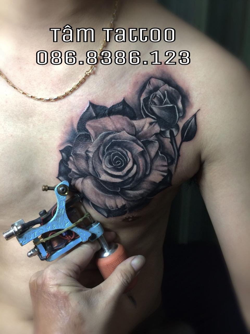 Ghim Trên Tâm Knightz Tattoo