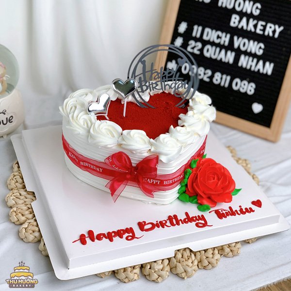 Bánh Kem Hình Trái Tim Hoa Hồng Đẹp - Thu Hường Bakery
